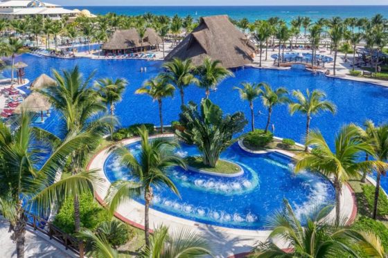 Barcelo Maya Grand Resort